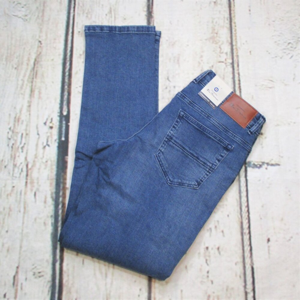 Ben Sherman Straight Stretch Fit Jeans - Picture 5 of 8